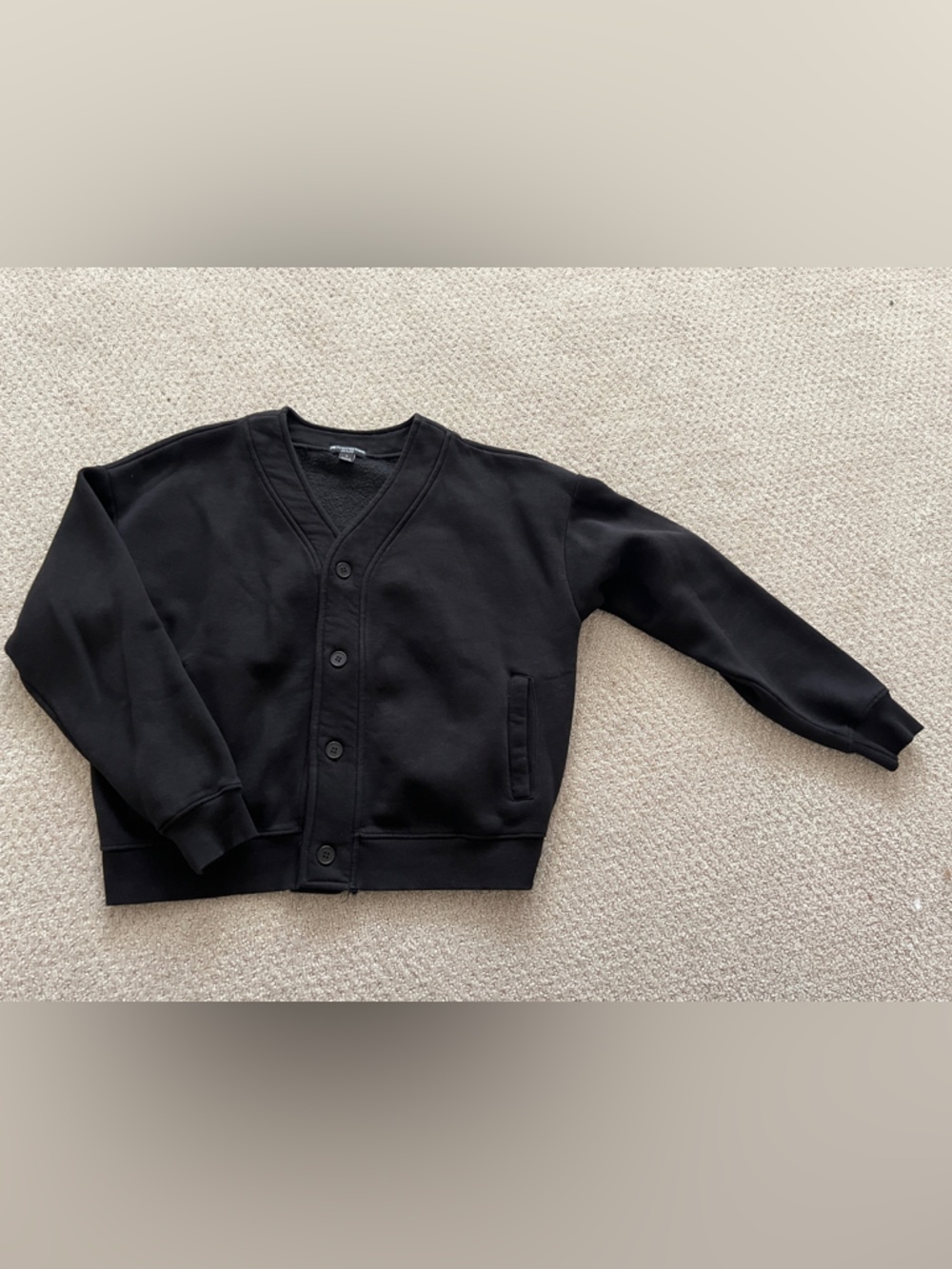 PrettyLittleThing Black Button-Front Cardigan